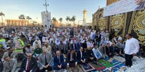 الآلاف من أهالي الأقصر يؤدون صلاة العيد بساحة أبو الحجاج | صور - موقع رادار
