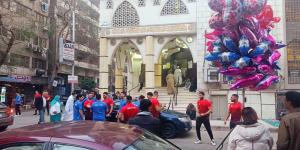 توافد المصلون على مسجد الاخشيد بالمنيل لاداء صلاة عيد الفطر - موقع رادار